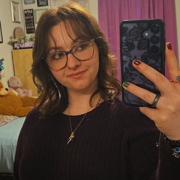 Meet your Posher, Rebecca - Picture 1 of 1